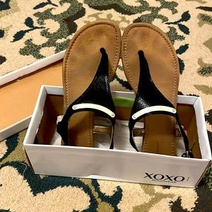 Strapped thong flat sandal